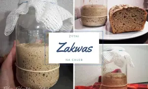 Szybki zakwas na chleb w słoiku, gotowy do pieczenia. Obok kromka pysznego, domowego chleba żytniego.